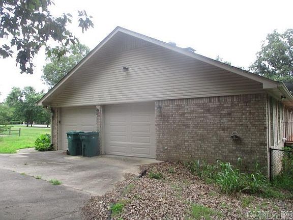 3rd image of 48 Plantation Acres Dr