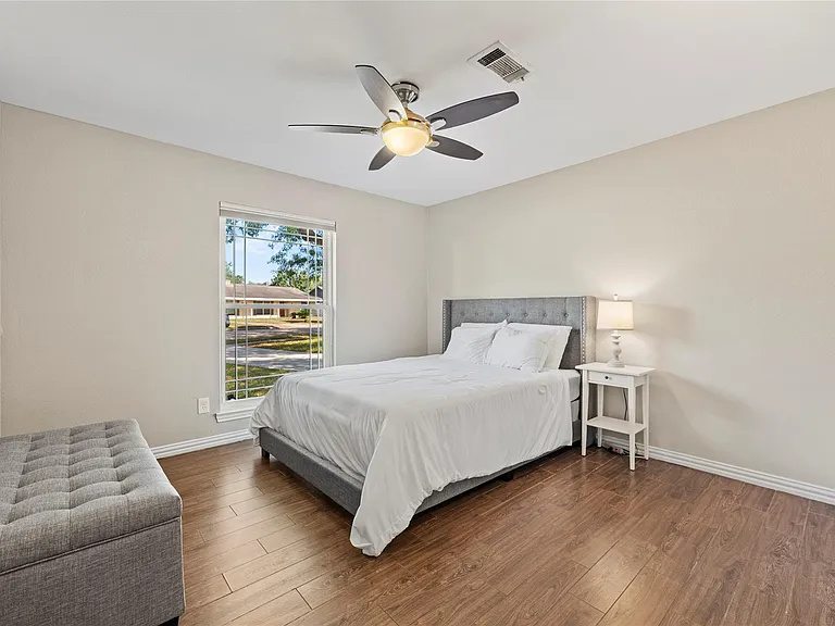 6031 McKnight St — Photo 28
