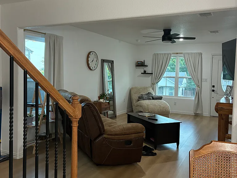 5620 Carver Dr — Photo 6