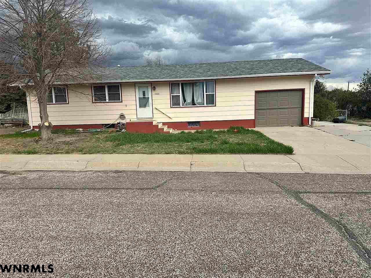 2080 Bonanza St, Gering, NE 69341 Zillow