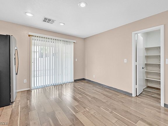 5th image of 4913 Buckskin Mare Ave