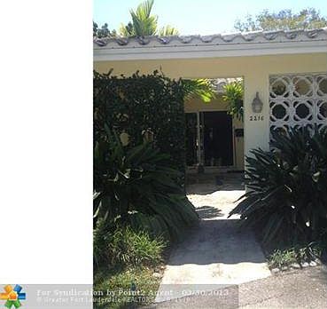 3rd image of 2216 SE 18th St