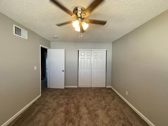 5th image of 780 W Glentana St