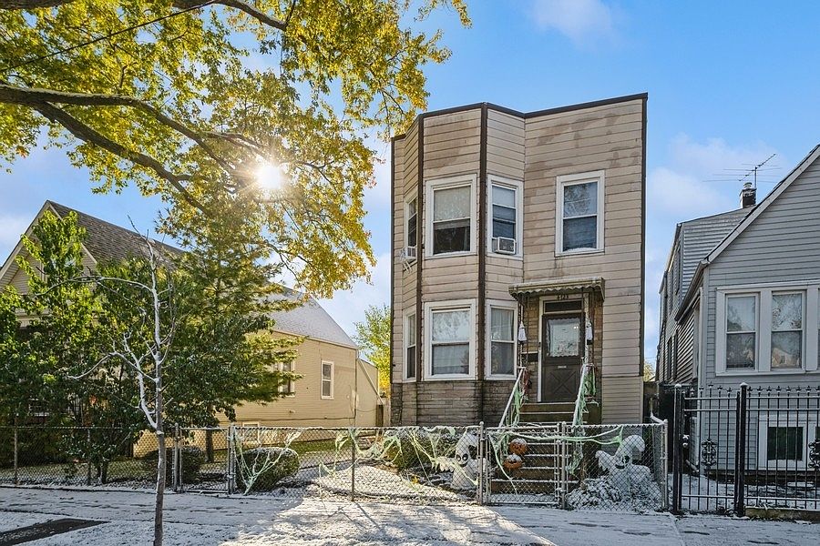 1st image of 4723 W Dickens Ave