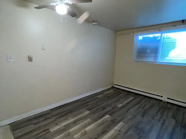 2320 Gabriel Ave APT 5, Zion, IL 60099