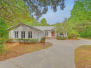 3625 N Indianhead Rd, Hernando, FL 34442