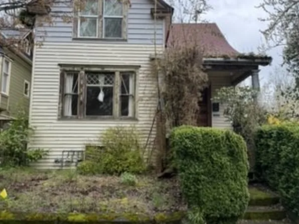 638 SE 34th Ave, Portland, OR 97214