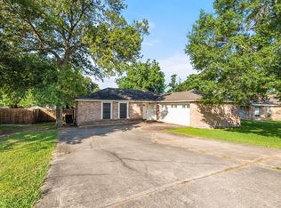 12799 Lake Conroe Hills Dr, Willis, TX 77318