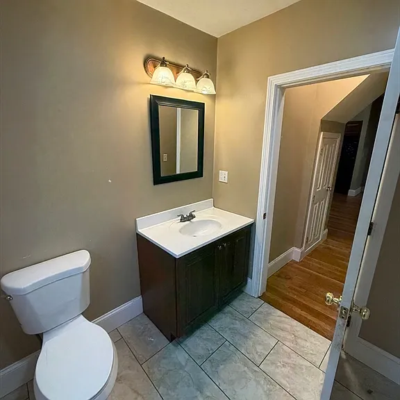 32 Warren St #1 — Photo 15