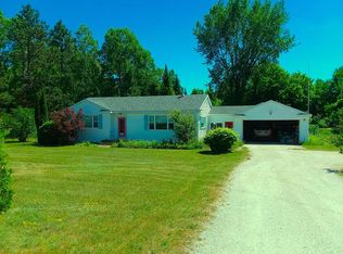 8981 Platte Rd, Beulah, MI 49617