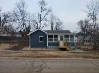 950 3rd Ave, Marion, IA 52302