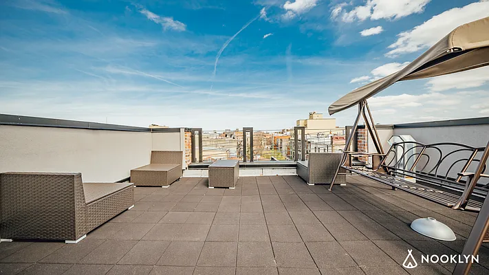 Rented by Nooklyn NYC LLC | media 16