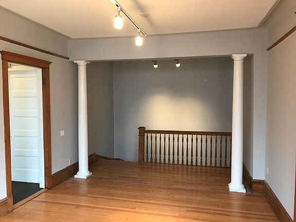 3rd image of 2836 N Sheffield Ave #3
