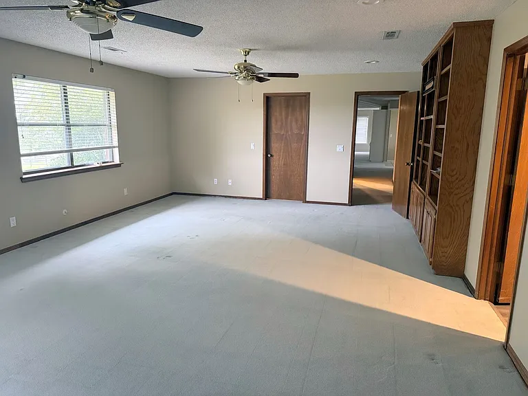 4657 Butterfield Coach Rd — Photo 26