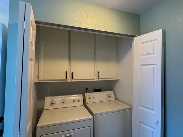 511 Lighthouse Dr, Vallejo, CA 94590