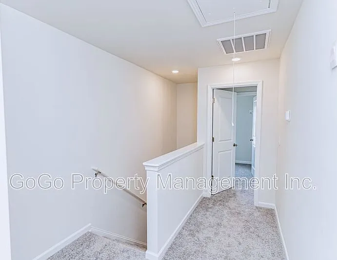 31 Sunriff Ct — Photo 5