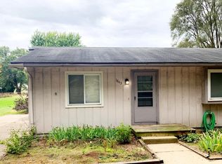 1843 Glengary Rd #1, Commerce Township, MI 48382