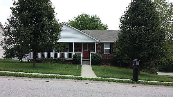 1st image of 137 Fox Tail Ln