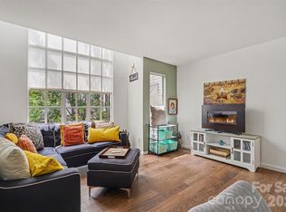 415 W 7th St UNIT F, Charlotte, NC 28202