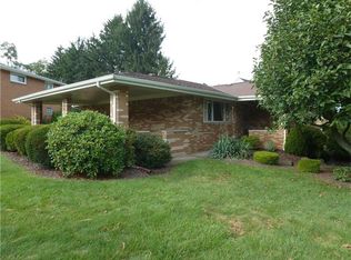 154 Longvue Dr, West Mifflin, PA 15122