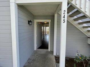 245 Mangano Cir, Encinitas, CA 92024