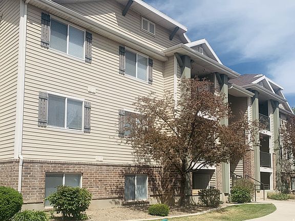 2nd image of 8198 N Cedar Springs Rd APT 5