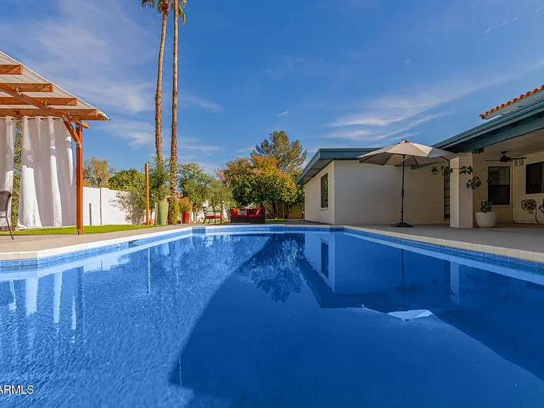 1948 E Jeanine Dr — Photo 13