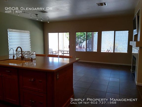 5th image of 9608 Glengarry Dr