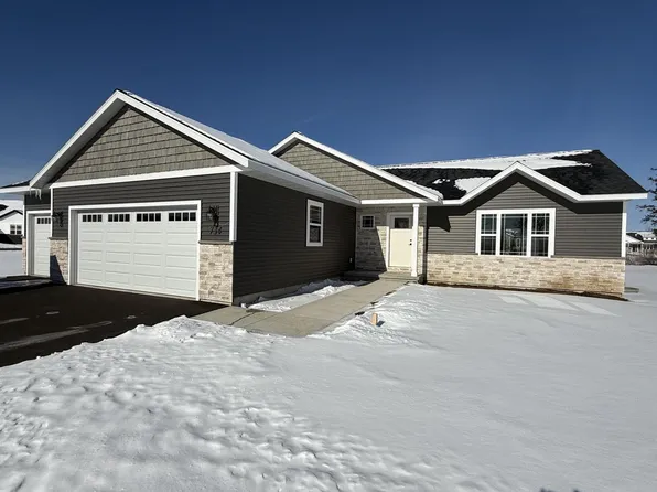734 Red Sunset Court, Plover, WI 54467