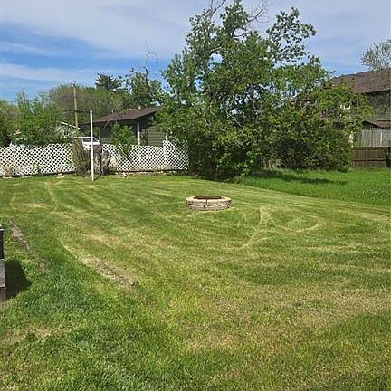 4th image of 716 Walsh AVENUE