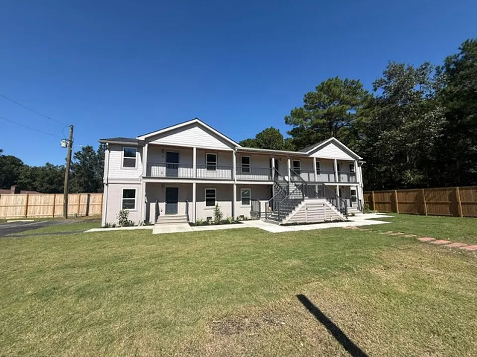 232 Parker Dr #6