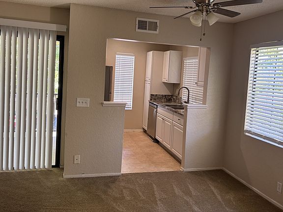 5th image of 2554 Olive Dr APT 92
