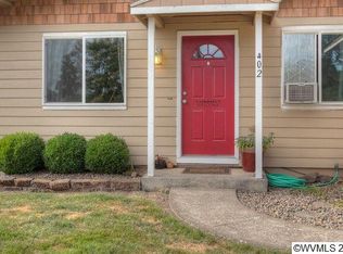 402 Chester St, Silverton, OR 97381