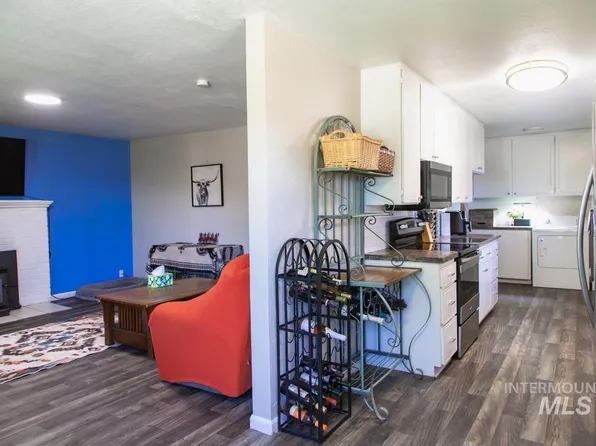 1404 Rochester St, Caldwell, ID 83605