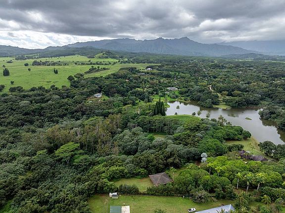 5-1105 Kuhio Hwy #4 & 5, Kilauea, HI 96754 | MLS #706801 | Zillow