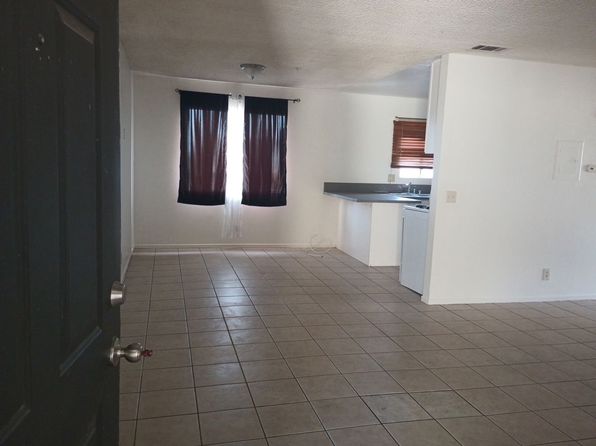 1415 W Stoneridge Ct #D