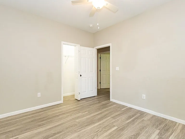 18 Michigan Ln #2 — Photo 19