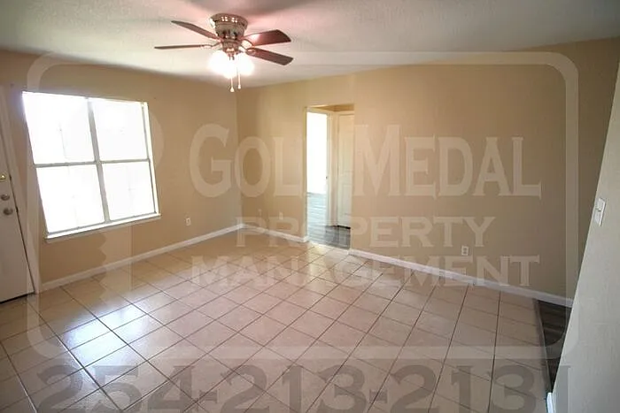 3 bed, 2.0 bath, 1134 sqft, $800 — Photo 3