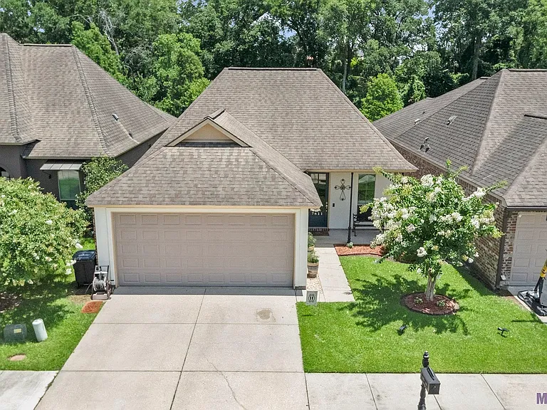 7611 Ibiza Dr — Photo 1