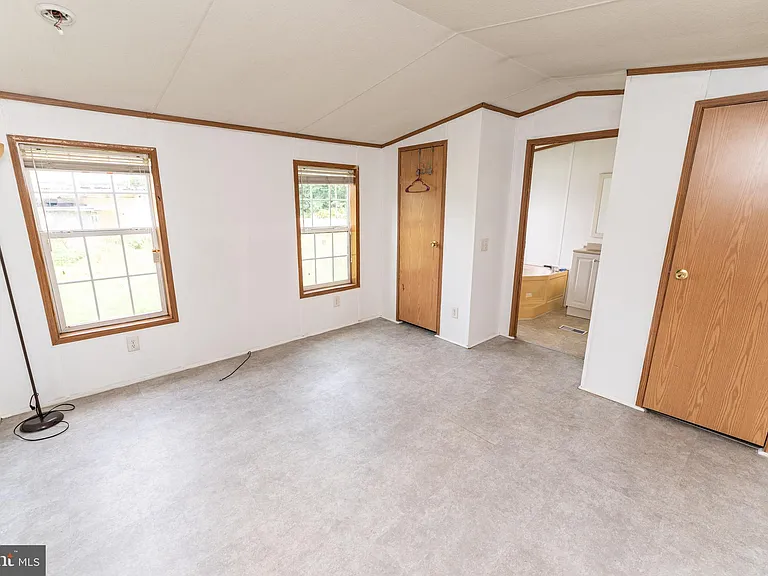 2350 Old Snow Hill Rd — Photo 27