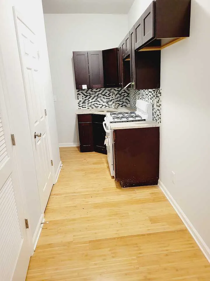 3 bed, 1.5 bath, $1,350 — Photo 2