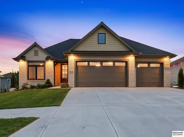 2204 N 182nd Ave, Elkhorn, NE 68022