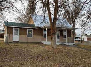 204 S 2nd St, Almira, WA 99103
