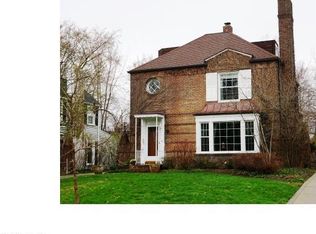 3532 Stoer Rd, Shaker Heights, OH 44122