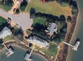 12 Rivercrest Dr, Poquoson, VA 23662