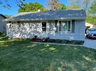 1618 16 1/2 St S, Fargo, ND 58103
