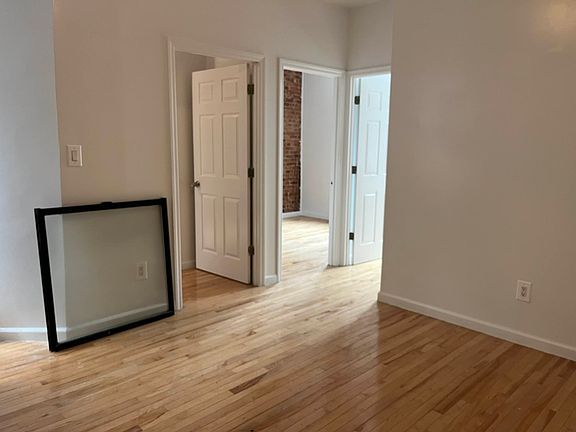 2nd image of 510 W 148th St #61