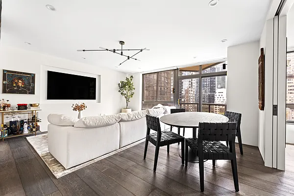 Sold by Brown Harris Stevens | media 21