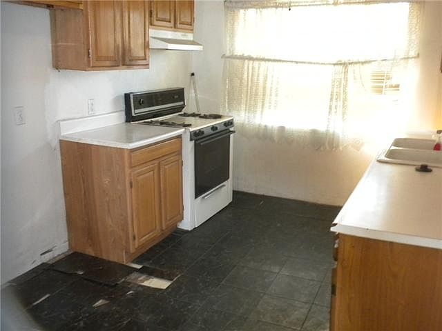 2nd image of 5463 E Bellaire Way
