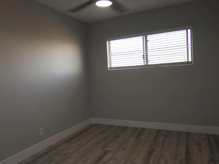 120 Roswell Ave #12 — Photo 86